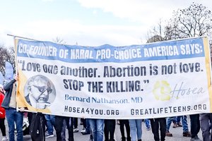 671f9d485718f844ec2de42c